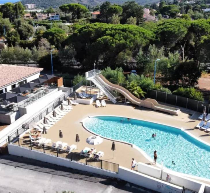 Camping La Provençale (1)